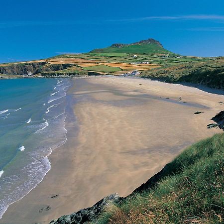 Bwthyn Clyd - St Davids Villa Eksteriør bilde
