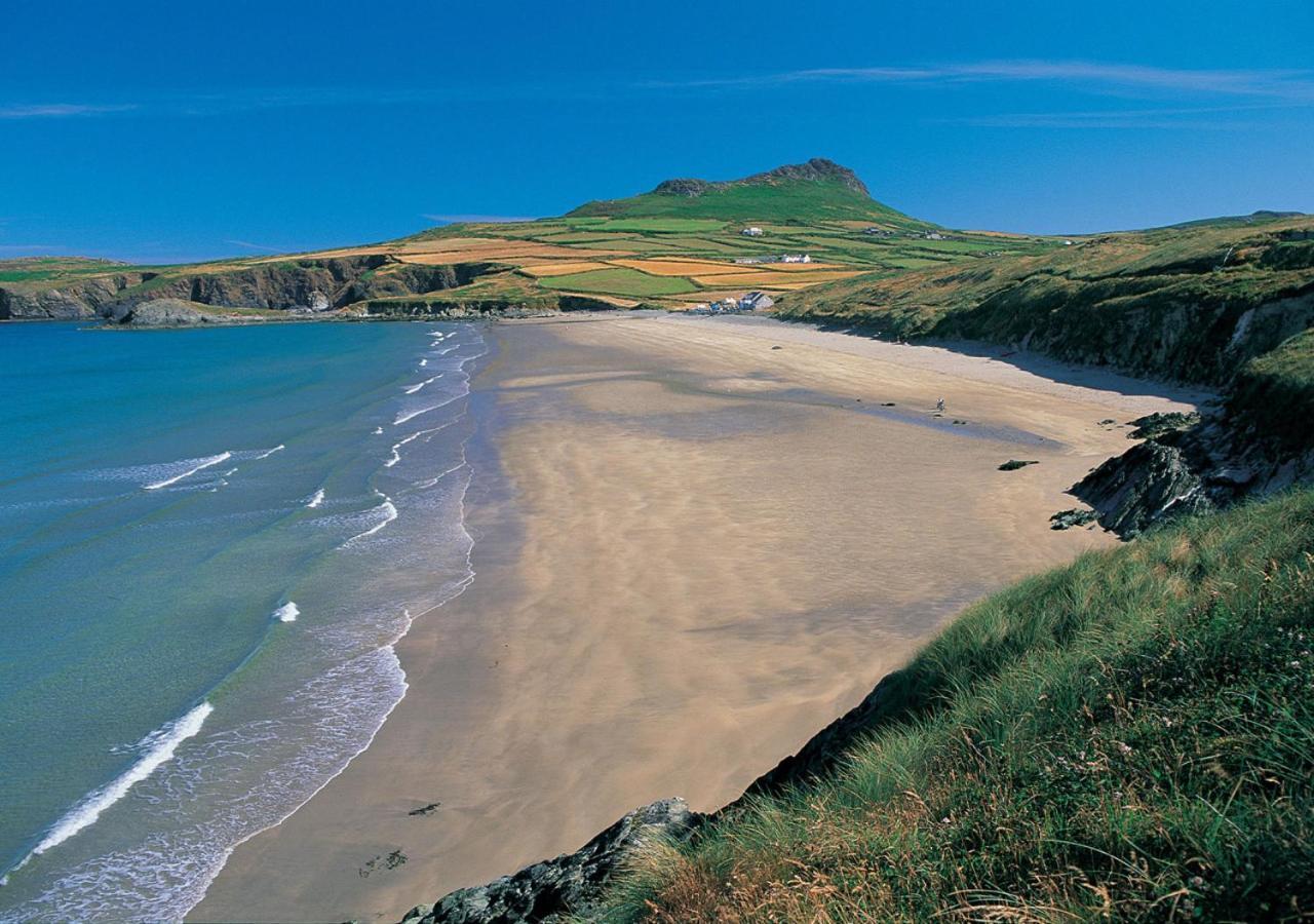 Bwthyn Clyd - St Davids Villa Eksteriør bilde